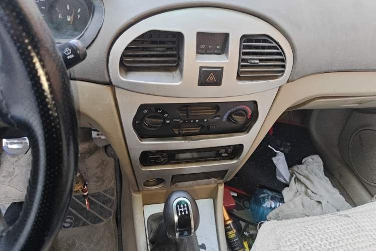 Used FAW Xiali 2008 N3+ 1.0L Hatchback Audio And AC Panel