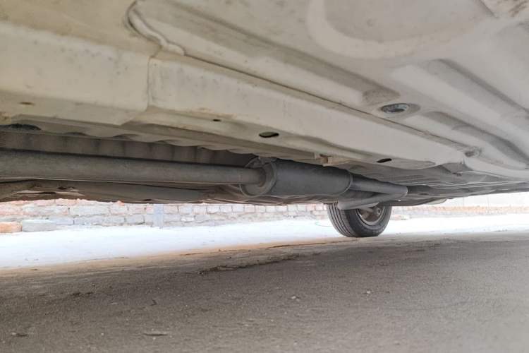 Used FAW Xiali 2008 N3+ 1.0L Hatchback Chassis Front Left