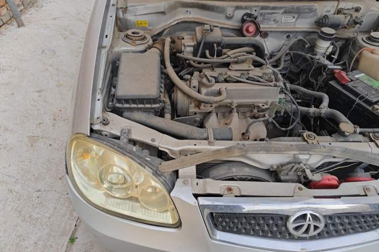 Used FAW Xiali 2008 N3+ 1.0L Hatchback Engine Bay Right