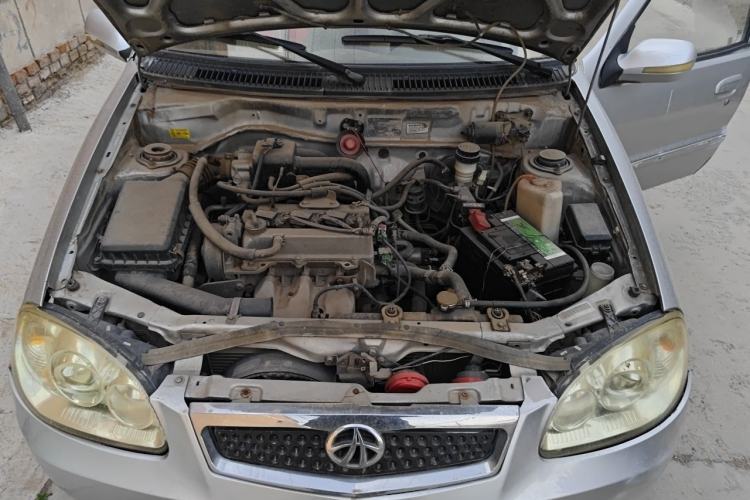 Used FAW Xiali 2008 N3+ 1.0L Hatchback Engine Bay