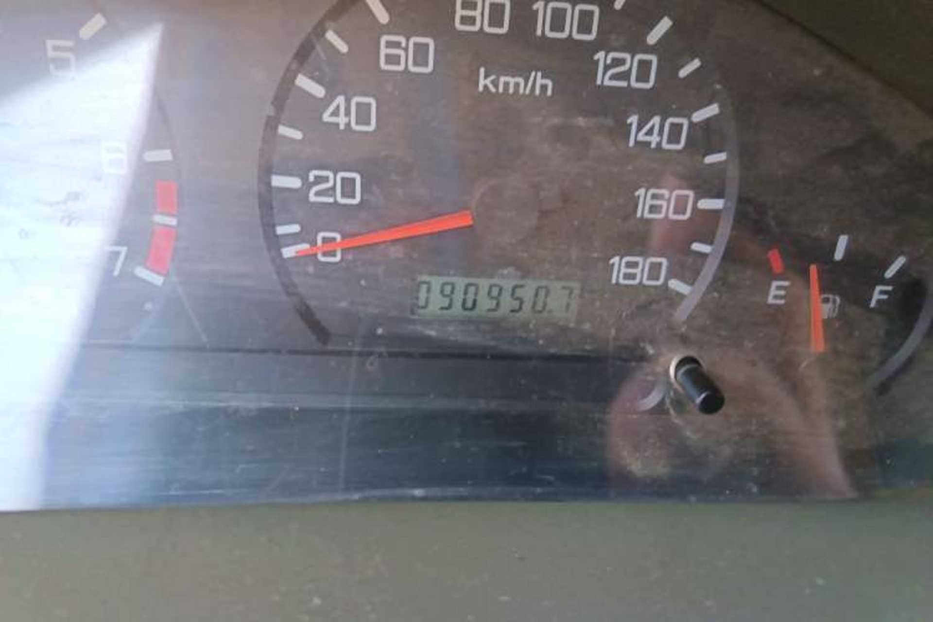 Used FAW Xiali 2011 A+ 1.0L Sedan (Air-Conditioning Not Included) Odometer Close Up