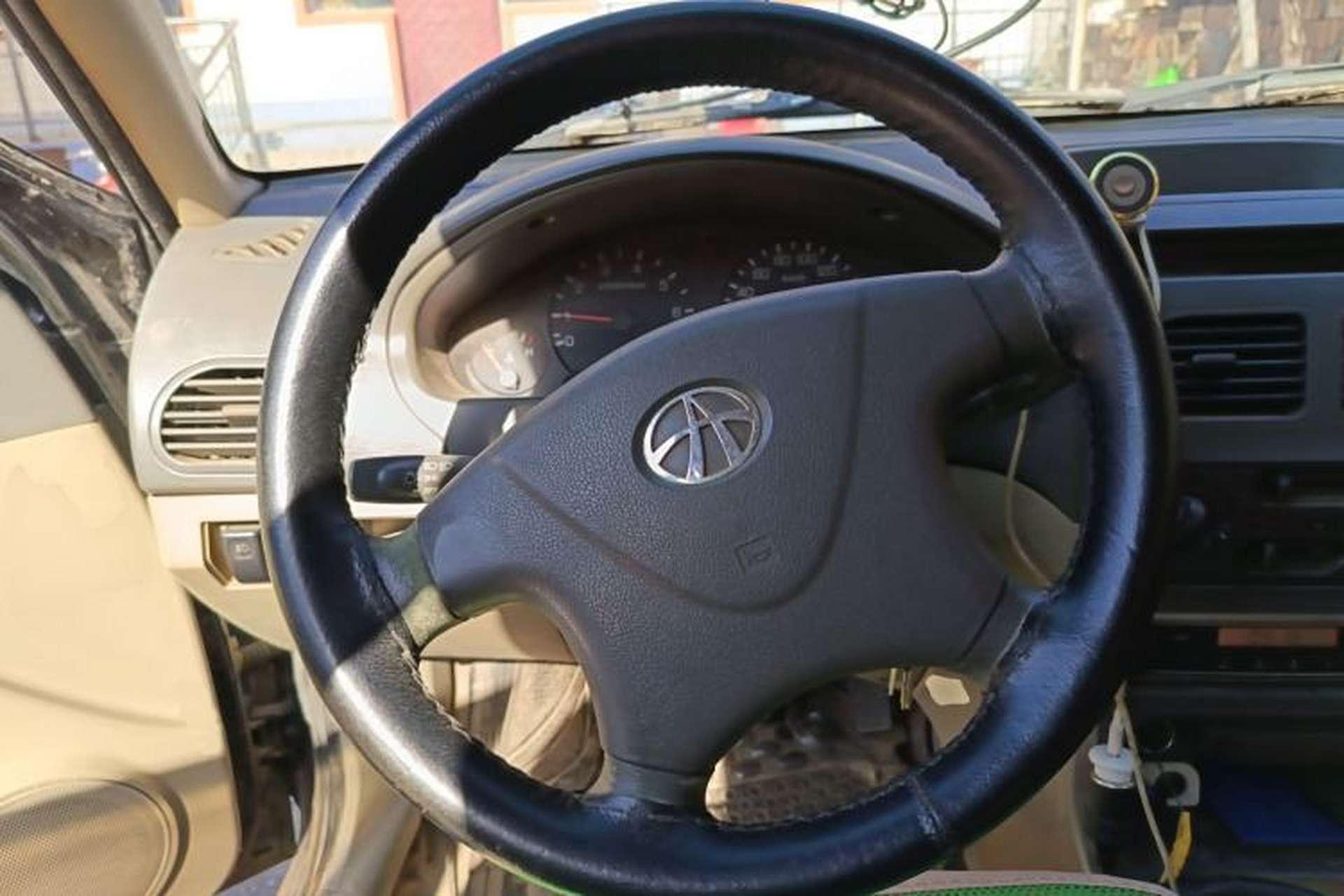 Used FAW Xiali 2011 A+ 1.0L Sedan (Air-Conditioning Not Included) Steering Wheel