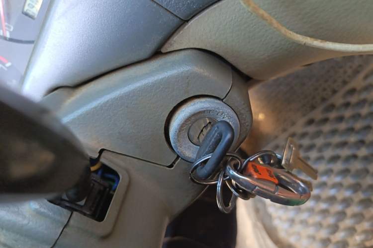 Used FAW Xiali 2011 A+ 1.0L Sedan (Air-Conditioning Not Included) Vehicle Key