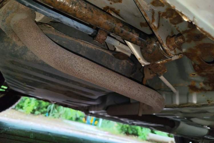 Used FAW Xiali 2011 A+ 1.0L Sedan Chassis Rear Right