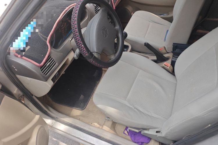 Used FAW Xiali 2011 A+ 1.0L Sedan Driver Seat