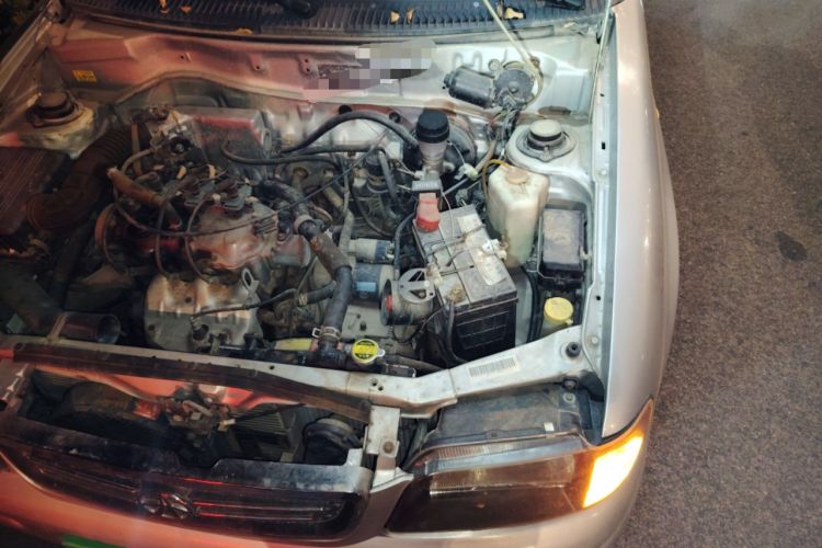 Used FAW Xiali 2011 A+ 1.0L Sedan Engine Bay Left