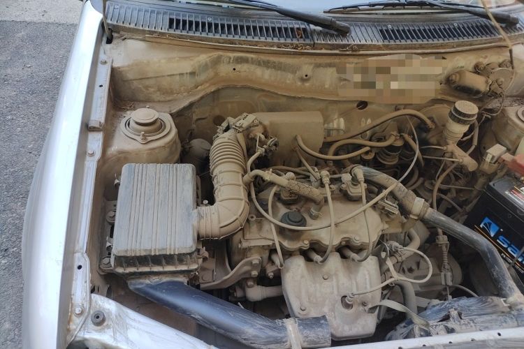 Used FAW Xiali 2011 A+ 1.0L Hatchback (Air-Conditioning Not Included) Engine Bay Right