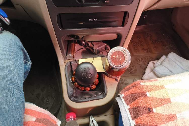 Used FAW Xiali 2011 A+ 1.0L Hatchback Gear Lever