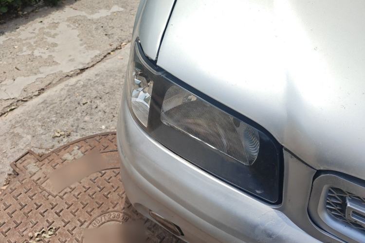 Used FAW Xiali 2011 A+ 1.0L Sedan Right Front Headlight