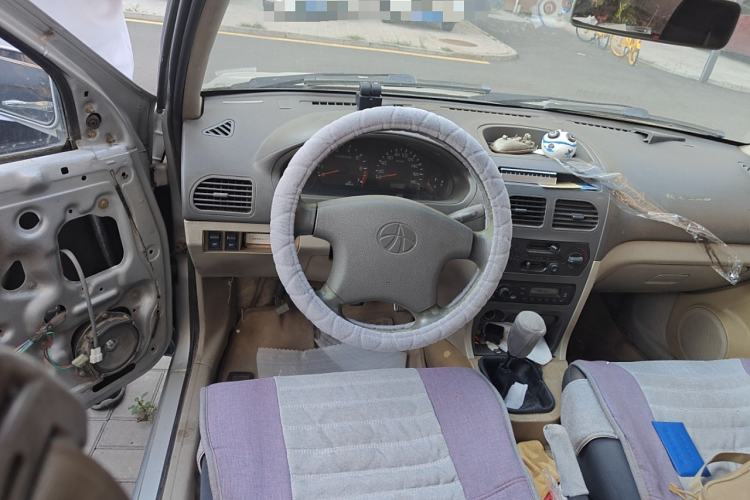 Used FAW Xiali 2011 A+ 1.0L Hatchback Steering Wheel
