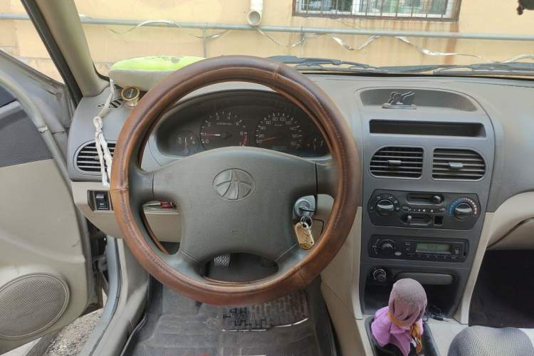 Used FAW Xiali 2011 A+ 1.0L Hatchback (Air-Conditioning Not Included) Steering Wheel