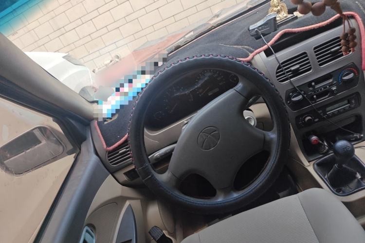 Used FAW Xiali 2011 A+ 1.0L Sedan Steering Wheel