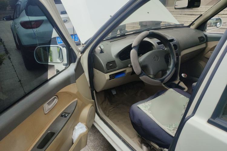 Used FAW Xiali 2011 A+ 1.0L Hatchback Driver Seat