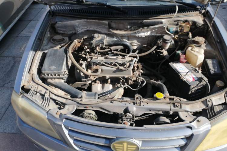 Used FAW Xiali 2012 N3 1.0L Hatchback – Practical Model Engine Bay