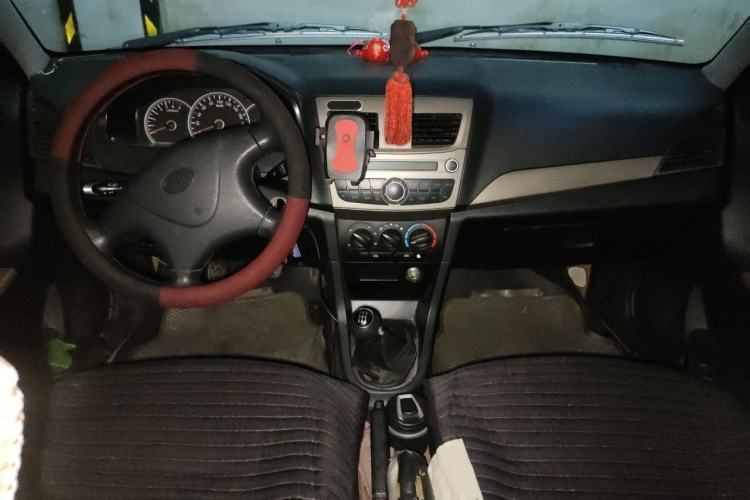 Used FAW Xiali 2012 N3 1.0L Sedan Comfort Model Center Console