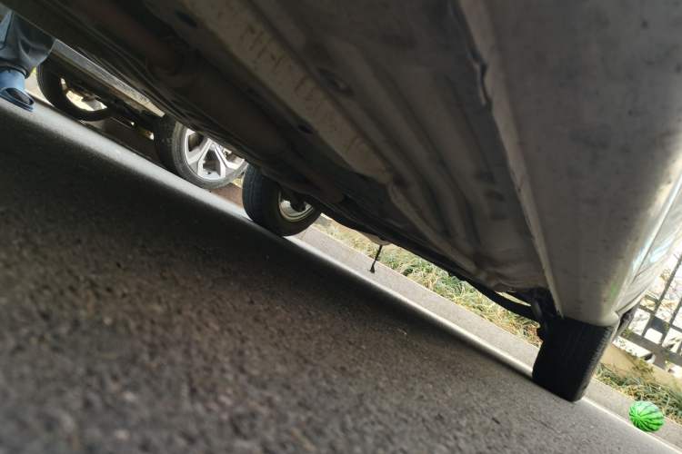 Used FAW Xiali 2012 N3 1.0L Sedan - Practical Model Chassis Front Left