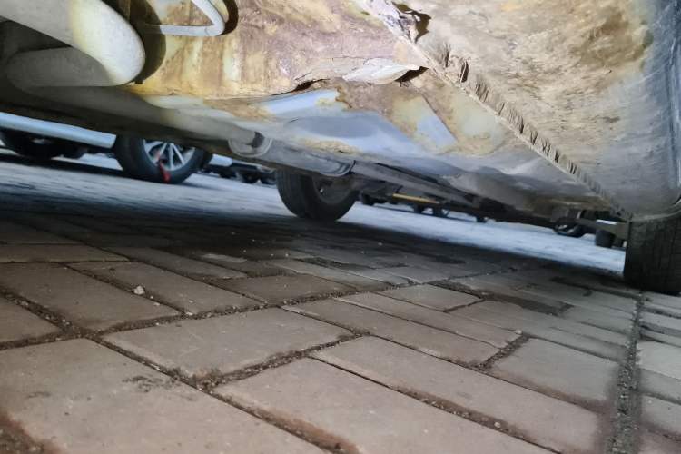 Used FAW Xiali 2012 N3 1.0L Sedan - Practical Model Chassis Front Right