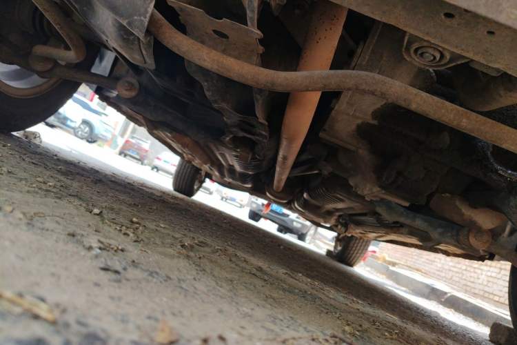 Used FAW Xiali 2012 N3 1.0L Sedan Base Model Chassis Front
