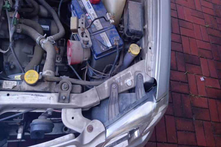 Used FAW Xiali 2012 N3 1.0L Sedan Comfort Model Engine Bay Left