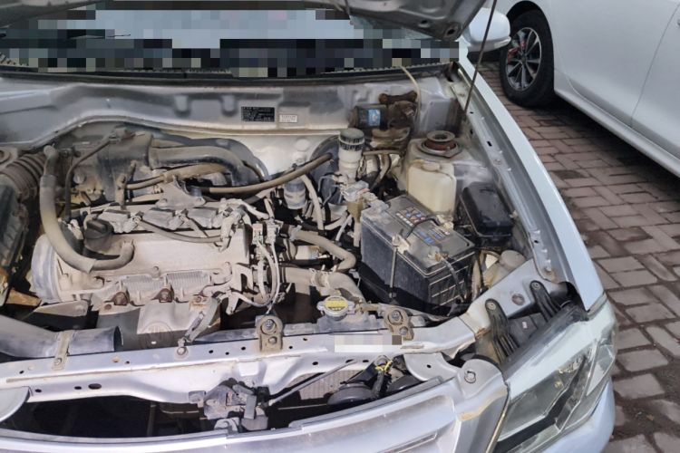 Used FAW Xiali 2012 N3 1.0L Sedan - Practical Model Engine Bay Left