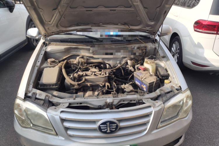 Used FAW Xiali 2012 N3 1.0L Sedan - Practical Model Engine Bay
