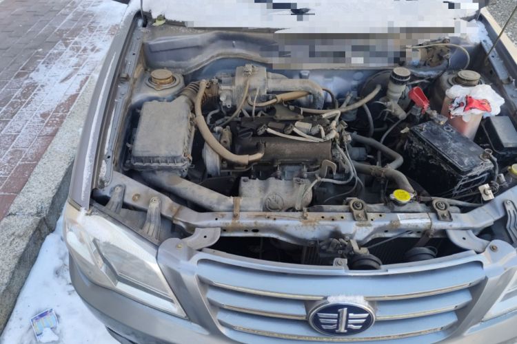 Used FAW Xiali 2012 N3 1.0L Sedan - Practical Model Engine Bay Right