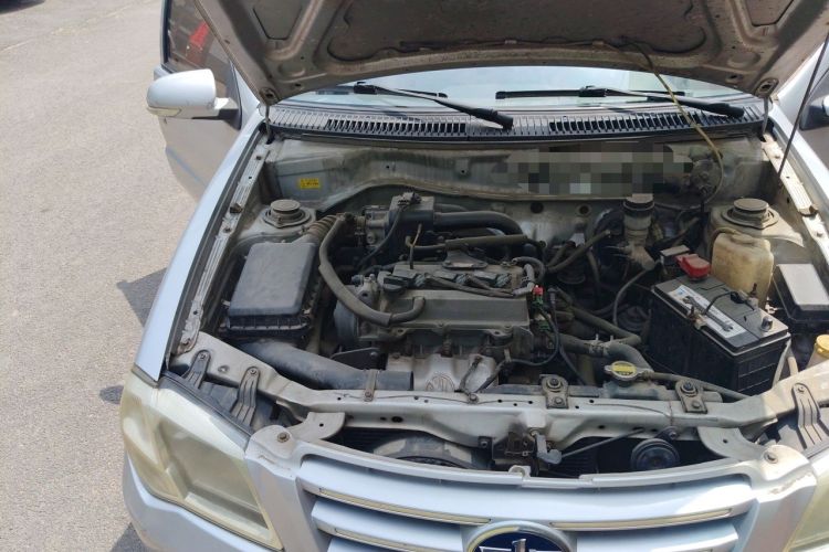 Used FAW Xiali 2012 N3 1.0L Sedan Base Model Engine Bay Right