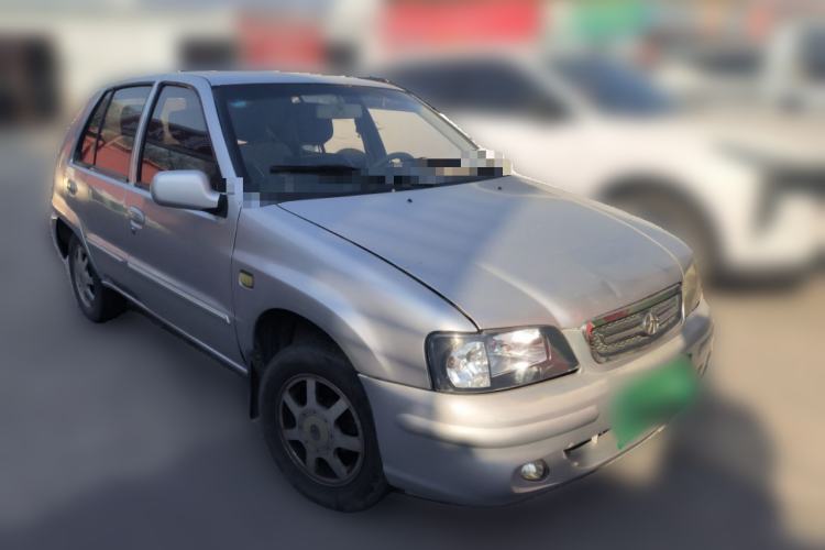 Used FAW Xiali 2012 N3 1.0L Hatchback – Practical Model Front Right 45 Deg