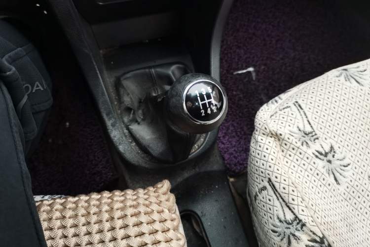 Used FAW Xiali 2012 N3 1.0L Sedan Base Model Gear Lever