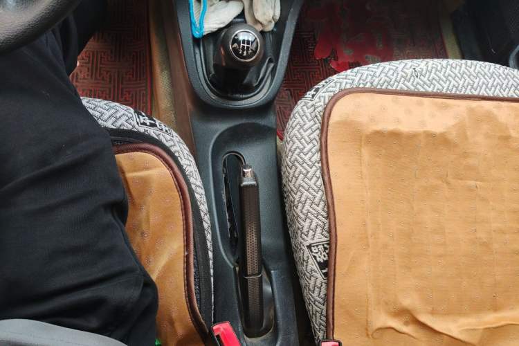 Used FAW Xiali 2012 N3 1.0L Sedan Base Model Gear Lever