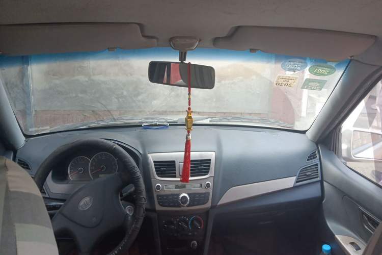 Used FAW Xiali 2012 N3 1.0L Sedan Comfort Model Headliner