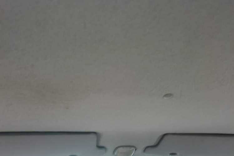Used FAW Xiali 2012 N3 1.0L Sedan Base Model Headliner