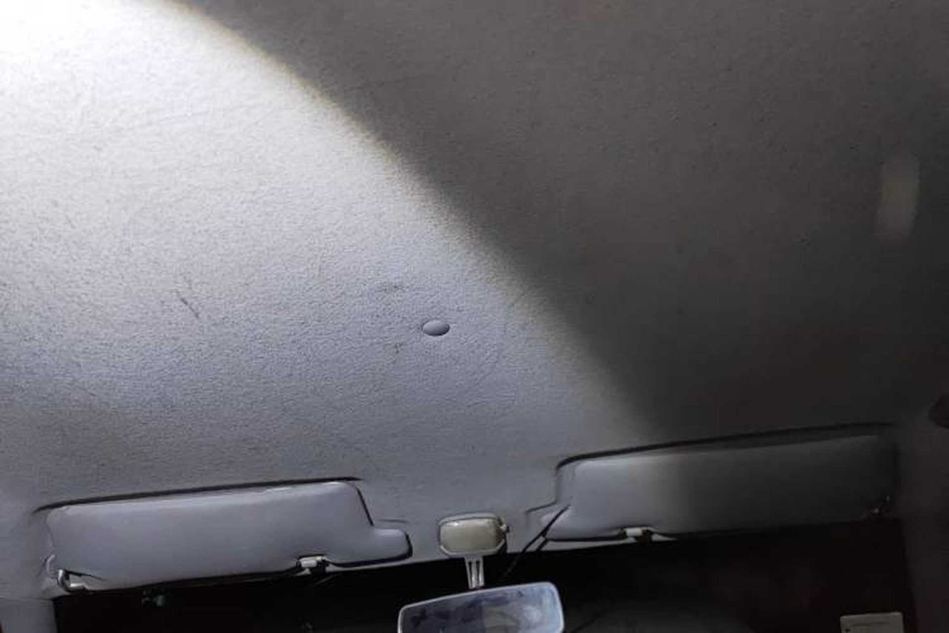 Used FAW Xiali 2012 N3 1.0L Sedan - Practical Model Headliner