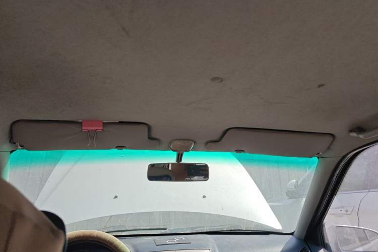 Used FAW Xiali 2012 N3 1.0L Hatchback Standard Model Headliner