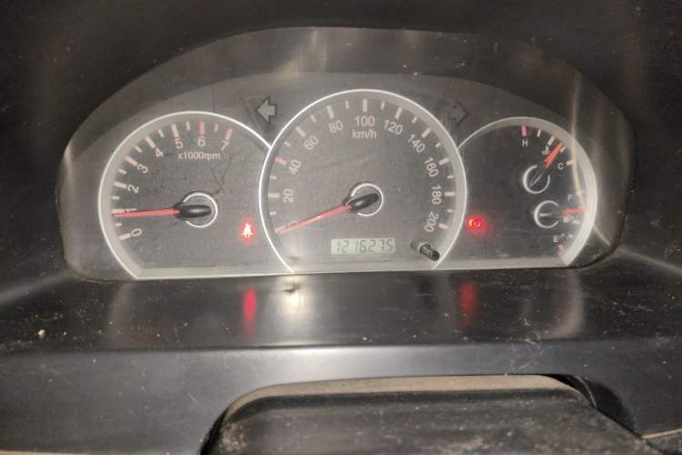 Used FAW Xiali 2012 N3 1.0L Sedan - Practical Model Odometer Close Up