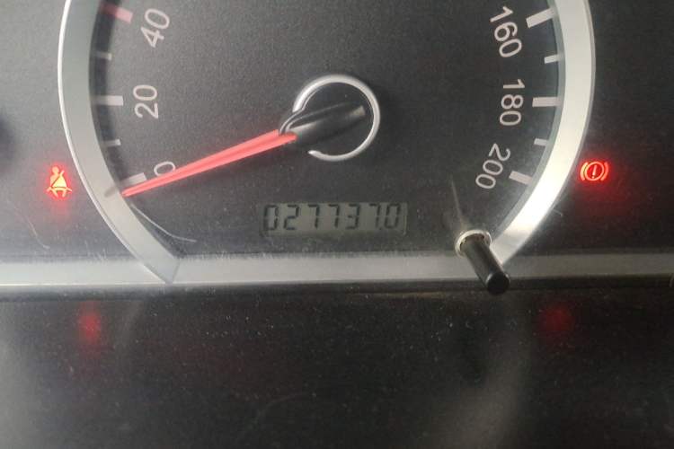 Used FAW Xiali 2012 N3 1.0L Sedan - Practical Model Odometer Close Up