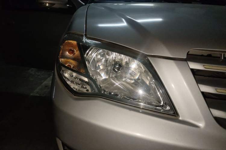 Used FAW Xiali 2012 N3 1.0L Sedan Comfort Model Right Front Headlight
