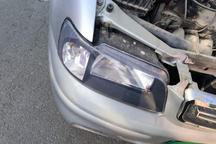 Used FAW Xiali 2012 N3 1.0L Hatchback – Practical Model Right Front Headlight