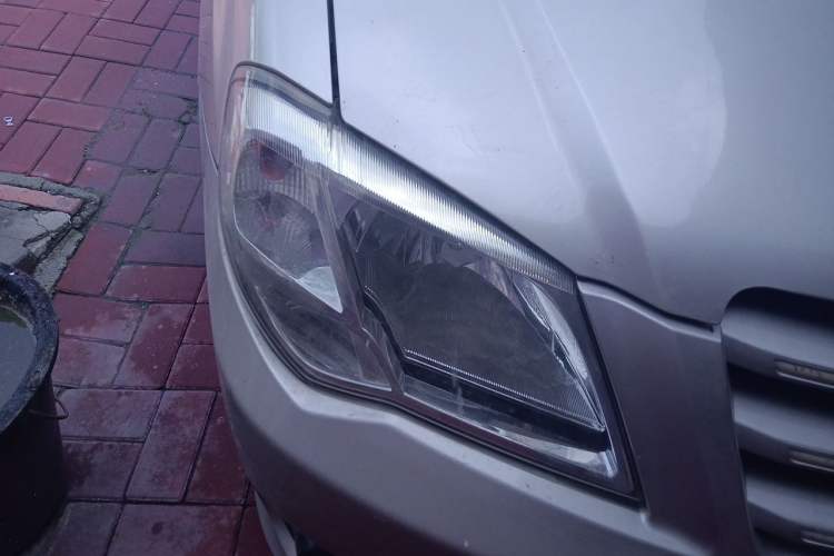 Used FAW Xiali 2012 N3 1.0L Sedan Comfort Model Right Front Headlight