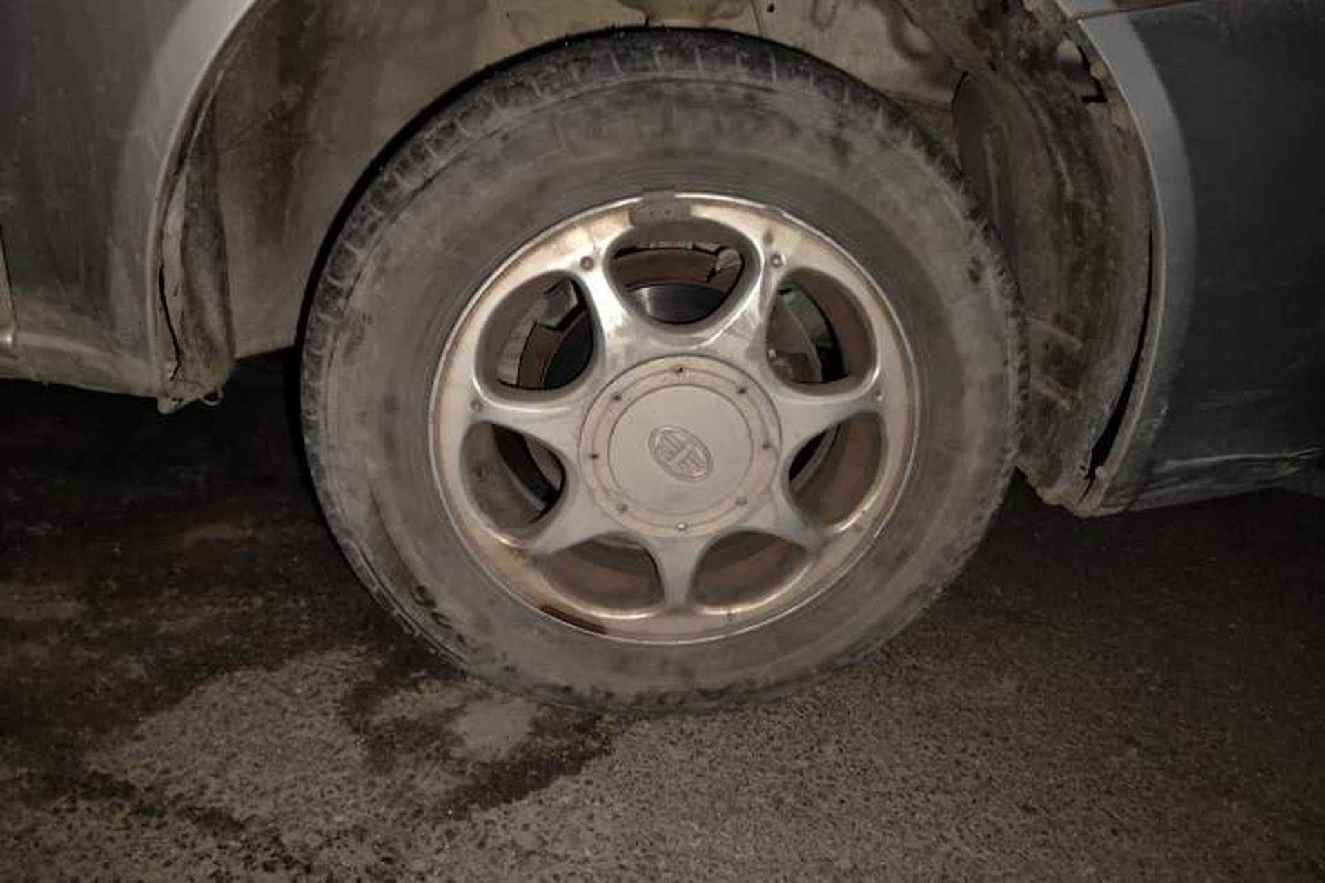 Used FAW Xiali 2012 N3 1.0L Sedan - Practical Model Right Front Wheel Hub