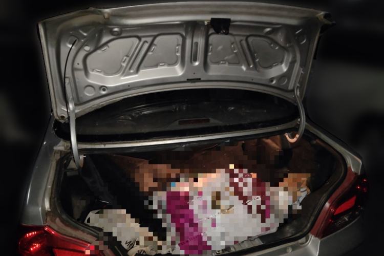 Used FAW Xiali 2012 N3 1.0L Sedan - Practical Model Trunk