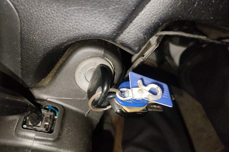 Used FAW Xiali 2012 N3 1.0L Sedan Comfort Model Vehicle Key