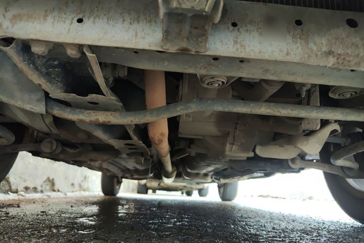 Used FAW Xiali 2012 N3 1.0L Hatchback – Practical Model Chassis Front