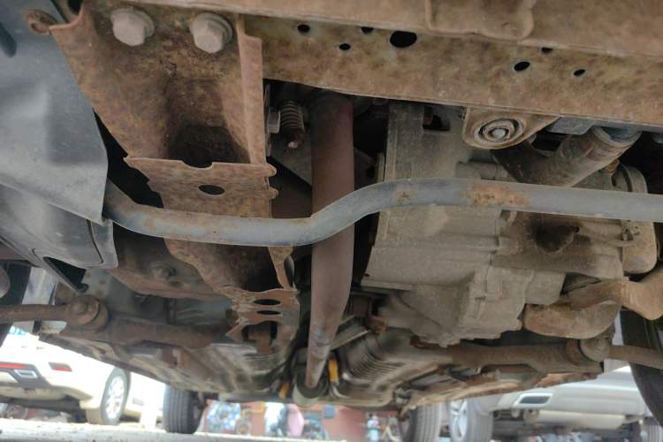 Used FAW Xiali 2012 N3 1.0L Hatchback Standard Model Chassis Front