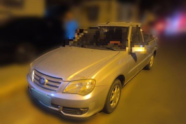 Używany FAW Xiali 2012 N3 1.0L Sedan - Practical Model