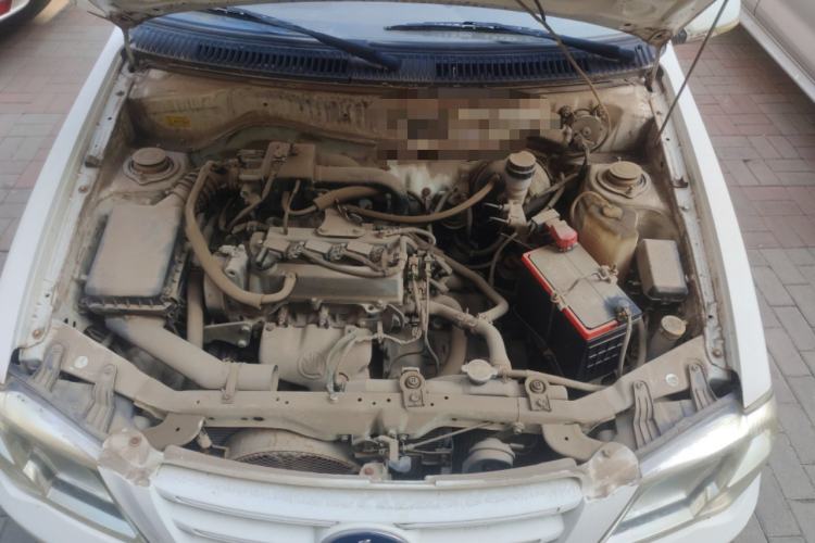 Used FAW Xiali 2012 N3 1.0L Hatchback Standard Model Engine Bay