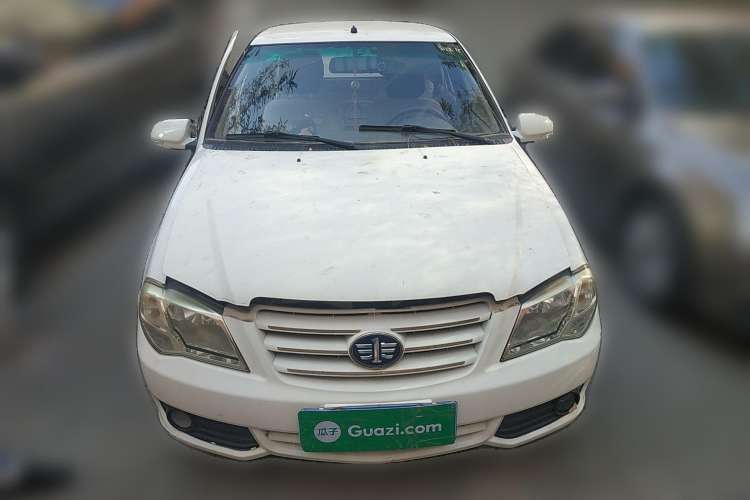 Used FAW Xiali 2012 N3 1.0L Hatchback Standard Model Front