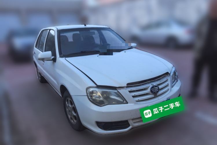 Used FAW Xiali 2012 N3 1.0L Hatchback – Practical Model Front Right 45 Deg