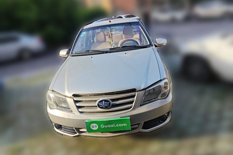 Used FAW Xiali 2012 N3 1.0L Sedan - Practical Model Front