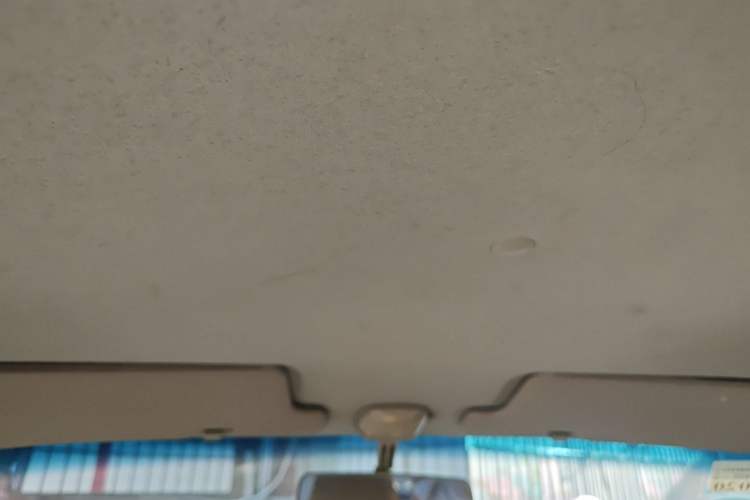 Used FAW Xiali 2012 N3 1.0L Sedan - Practical Model Headliner